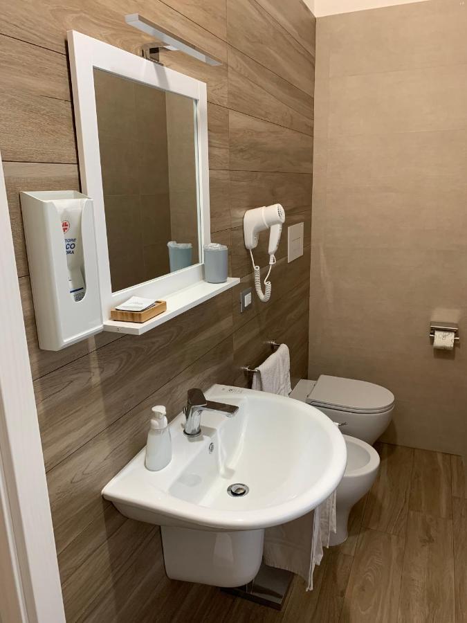 B&B Piano Romano -Con Parcheggio Privato Gratuito- Foggia Exterior photo